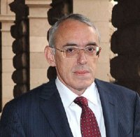 Сините обвиниха Огнян Донев и Марешки във финансиране на партии