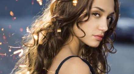 мария илиева пее парижката зала олимпия