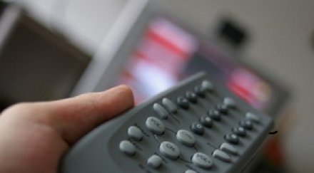 прекъсваме договорите кабелните оператори резнат програма