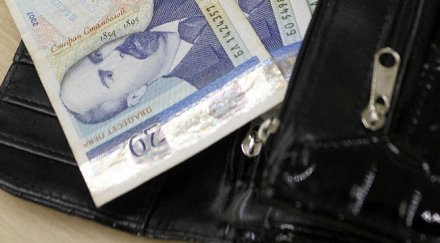 полицаи намират портмоне връщат собственика