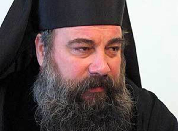 Срам! Игумен хока журналисти пред слисания патриарх Неофит