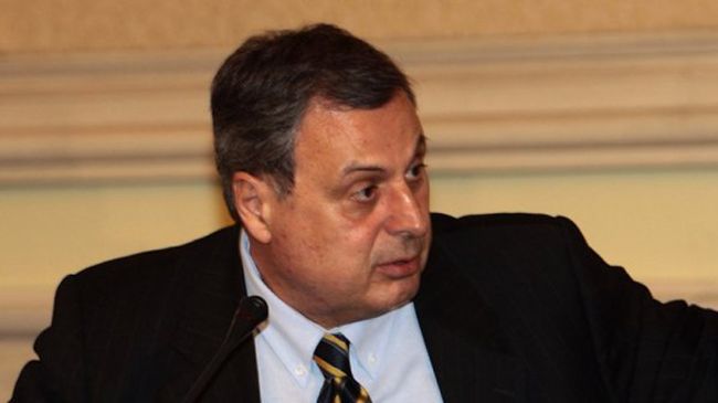 Божидар Данев към журналистите: Не ми е предлаган пост, не търсете само клюки