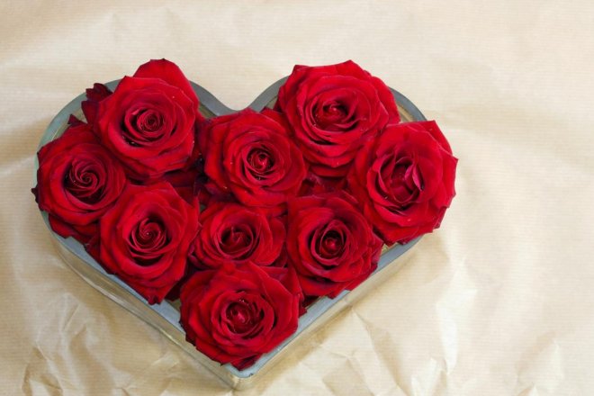 Равносметка! Пръснати 3,5 млн. лв. за 8 март  