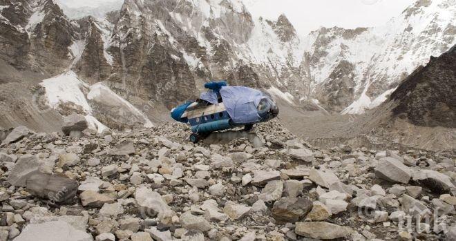 Медицински хеликоптер падна в Словакия, няма оцелели