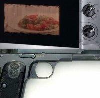 Във Венецуела ти дават микровълнова, ако предадеш оръжието си