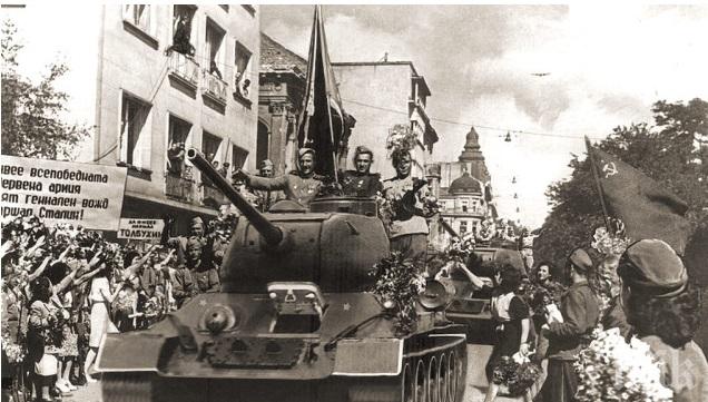 Буря в социалните мрежи: Честитката на Руското посолство за 9 септември със стара пропаганда! (СНИМКИ)