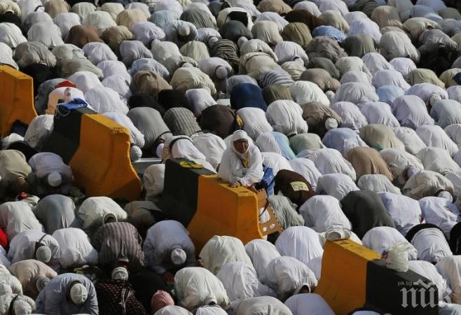 1,5 млн. мюсюлмани се отправят на хадж към Мека
