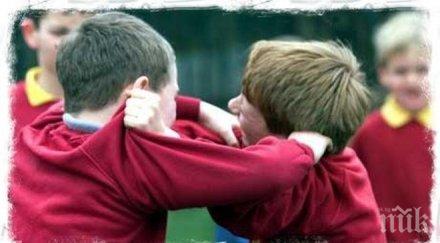 стотици деца великобритания възраст изложени риск екстремизъм