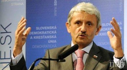 пик микулаш дзуринда изправени сме криза ценностите