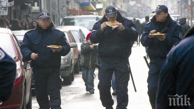 На полицаите им олекна! Привилегиите им остават