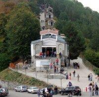 Мистерия! В очакване на чудо някои видяха светли кълба над Кръстова гора