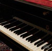 Дарение от 150 000 лв. за нов роял зарадва младите музиканти от Русе