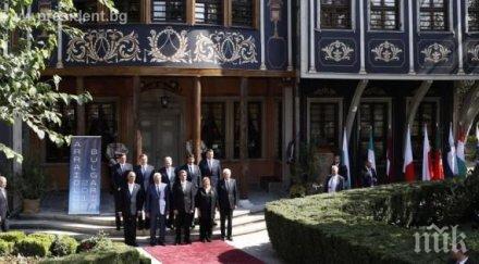 пик президентите арайолуш обещаха стоят рамо рамо разрешаване актуалните кризи