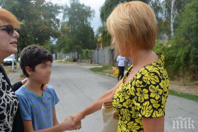 Който учи, ще сполучи! Мая Манолова тръгва на училище с бежанци и ромчета