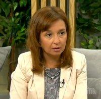 Зорница Русинова: Правим разчети майките на деца с увреждания да получават 930 лева 