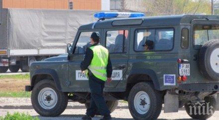 потрес годишна жена открита гола цялата кръв съседите