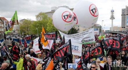 германия хиляди души излязоха протест търговското споразумение сащ