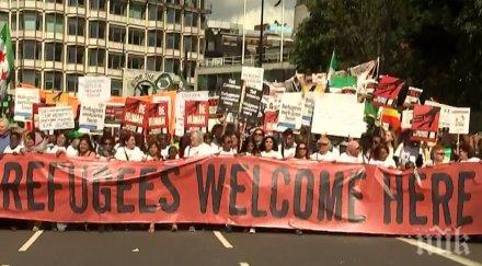 демонстрация лондон поиска правителствена подкрепа бежанците