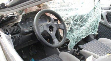 пияна френска туристка уби колата испански полицай