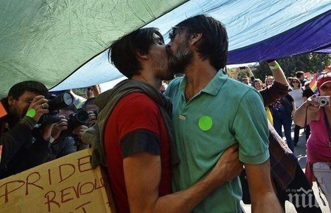 Полиция се грижи за реда при гейпарад в Белград