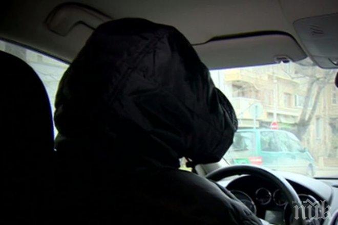 Джигитът, помел майка с две деца на троар, остава за още 72 часа в ареста