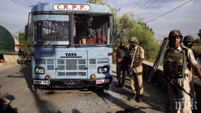 Девет индийски войници са били убити при нападение в Кашмир