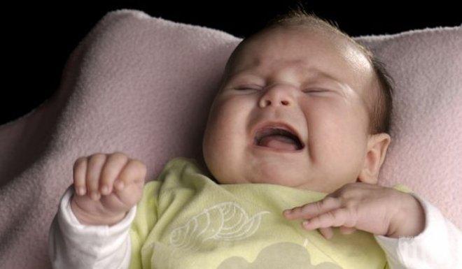 Как да разтълкуваме бебешкия плач