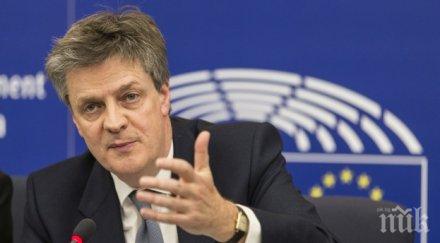 джонатан хил първата една година сегашният състав успя мобилизира 116 млрд евро инвестиции