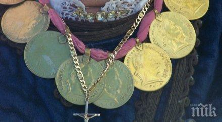 отмъкнаха 000 лева златни пендари пенсионери посред бял ден