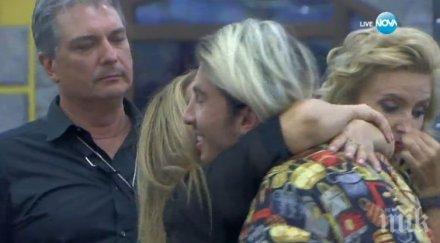 зрителите решиха капризната кака лили спаси кожата моделът алек сандър аут къщата