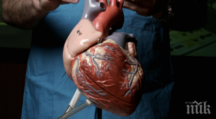 наши лекариха спасиха млад мъж присаждане изкуствено сърце