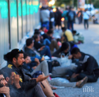 Бежанците в Турция с кредитни карти за 348 милиона евро