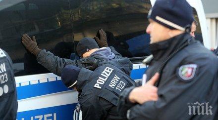 страх бомби взривиха джамия конгресен център германия