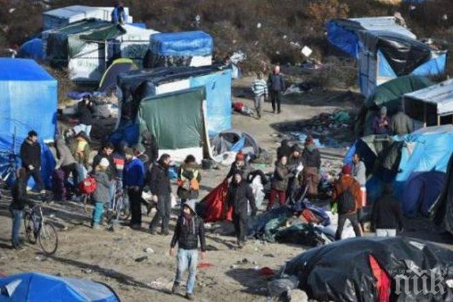 Оланд се закани да премахне напълно Джунглата