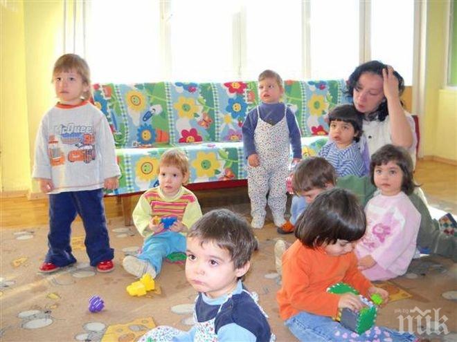 По-толерантни сме към осиновителите, отколкото към осиновените