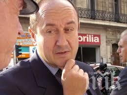 Задържаха бившия шеф на френското контраразузнаване