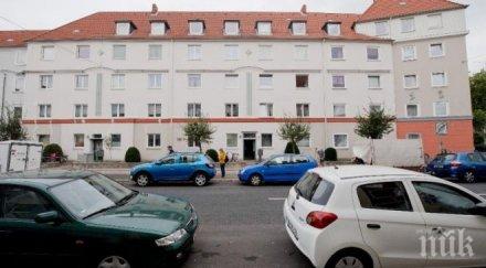 смразяваща находка мъж откри живо бебе скелет друго куфар дома