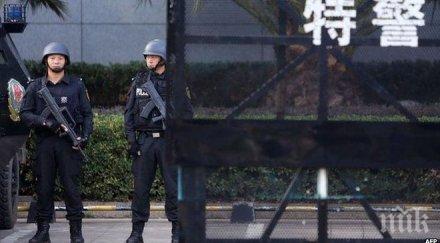 касапница китай мъж уби сред тях деца