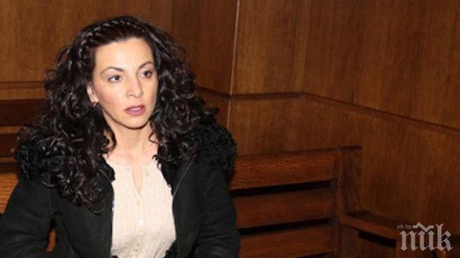 ТЛЪСТИ ПАЧКИ: Държавата плаща милиона на Ангелинка - вдовицата на Самоковеца!