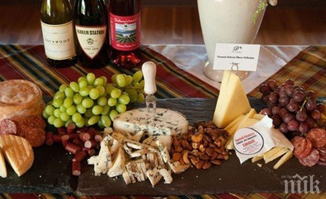 ПИК TV: Сирене, мляко, мед, вино и сладка от Балкана завладяха Градската градина в София