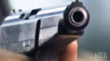 екшън мъж откри стрелба кандидат депутат пострадали