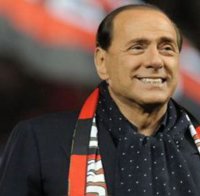 Берлускони бяга от болница, вика за 