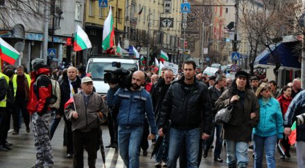 протестиращите блокираха гарите софия варна