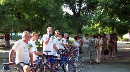 kat погва колоездачите