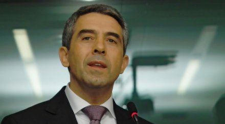 плевнелиев дер щандарт новият кабинет започва работа сряда