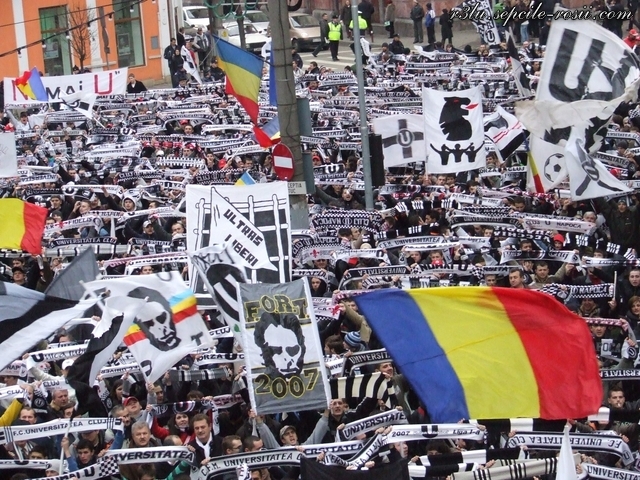 Уникално! Фенове купиха 4 000 билета, но няма да влязат на мача