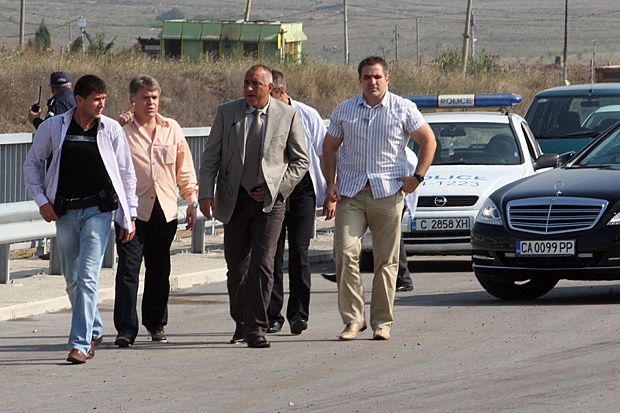 Тройната коалиция водела на кабинета Борисов с 6 км магистрали