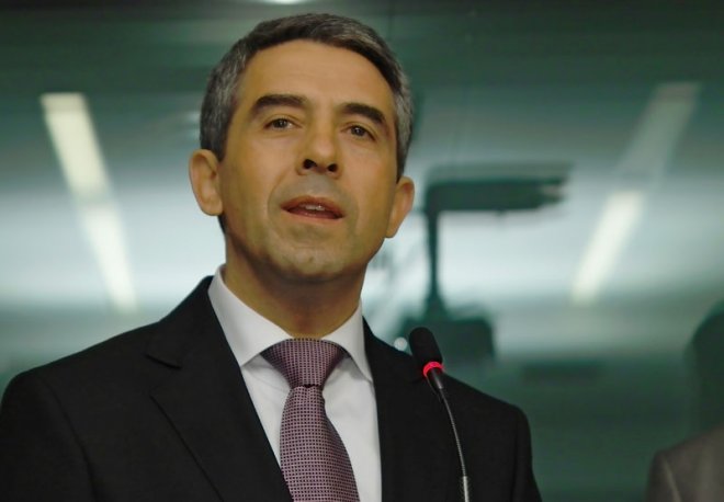 Плевнелиев пред Дер Щандарт: Новият кабинет започва работа в сряда