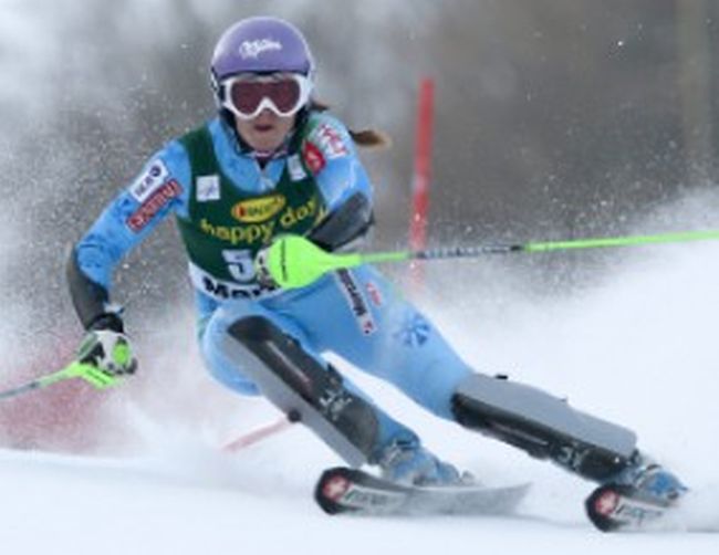 Тина Мазе разби конкуренцията на слалома в Офтершванг