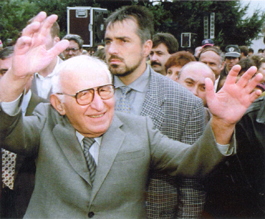 Бате Бойко, на кого ни оставяш?